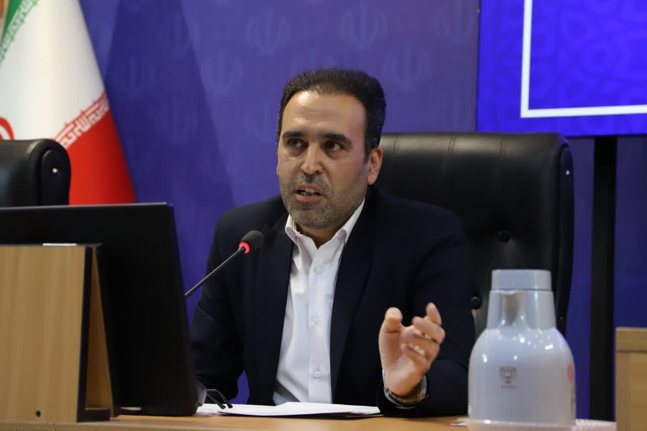معاون استاندار قم: حضور بازرسان استانداری در ادارات برای پیگیری ارتباط مدیران با مردم/همه دستگاه وظیفه همکاری برای برگزاری کنگره ملی شهدای استان دارند